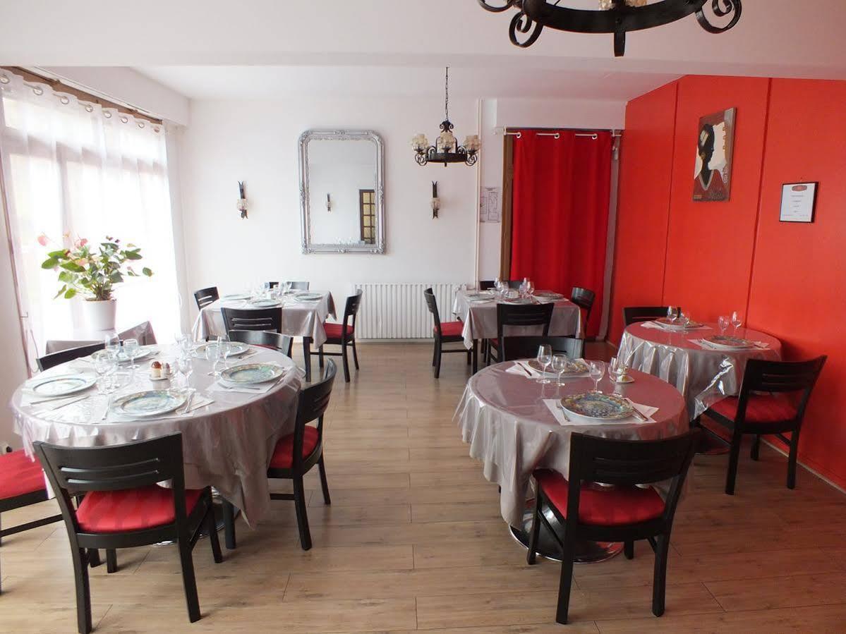 Hotel Restaurant Le Manguier Peyrat-de-Bellac Eksteriør bilde